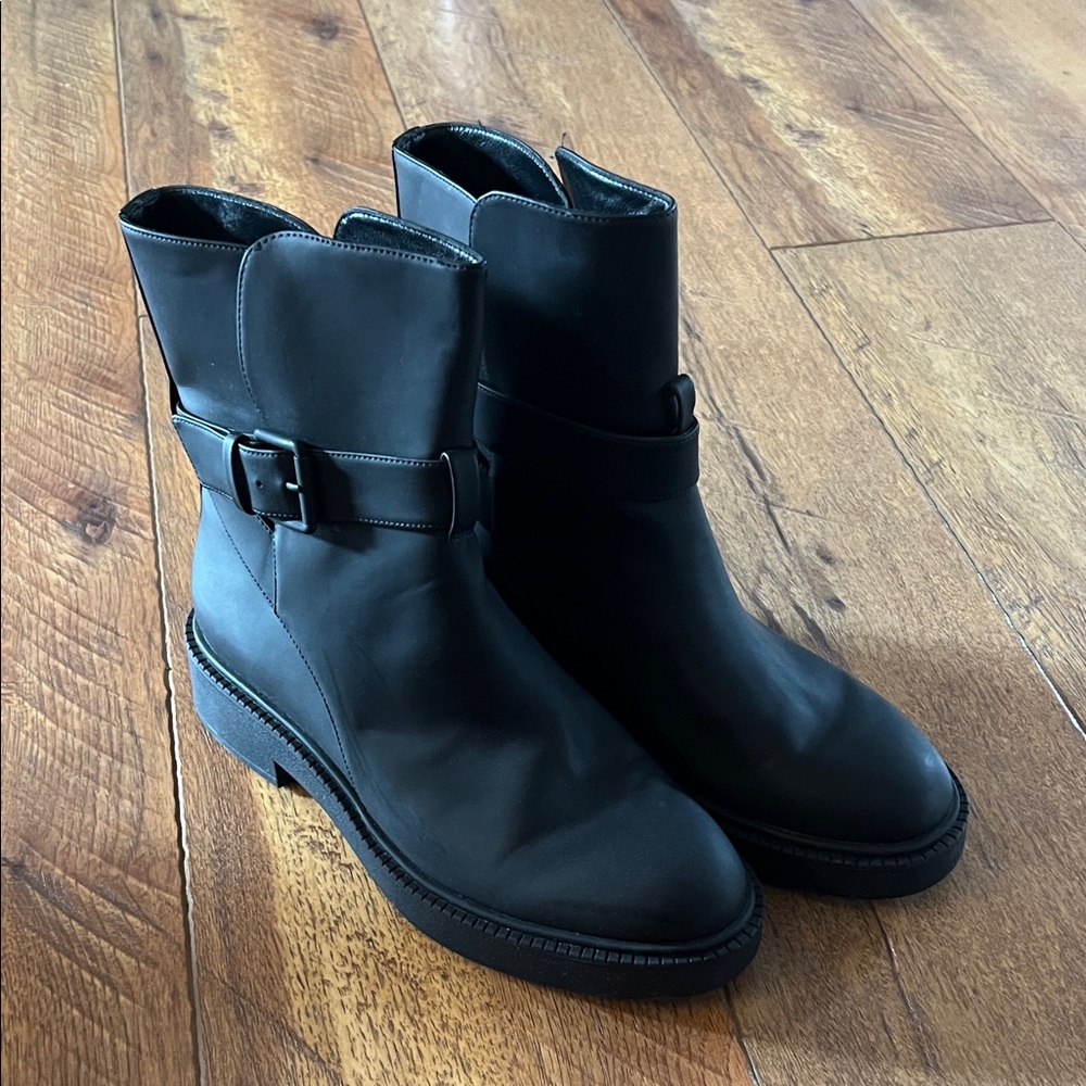 Vince Kaelyn Moto Waterproof Black Boots 40 Fit 9